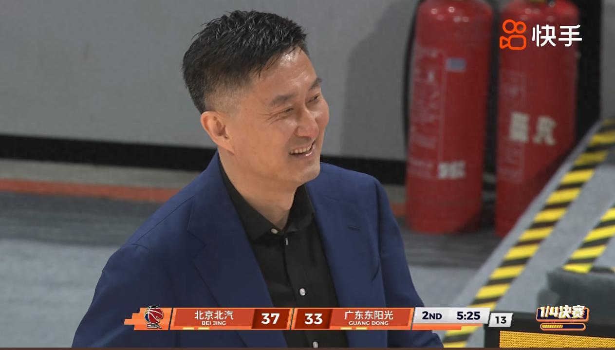 百家乐网站-广东为何3分被投爆？媒体人怒喷2人：他俩哪里能跟上曾凡博的腿脚